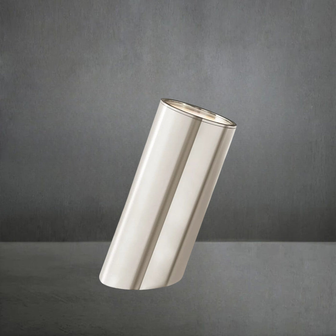 Champeaux Spotlight